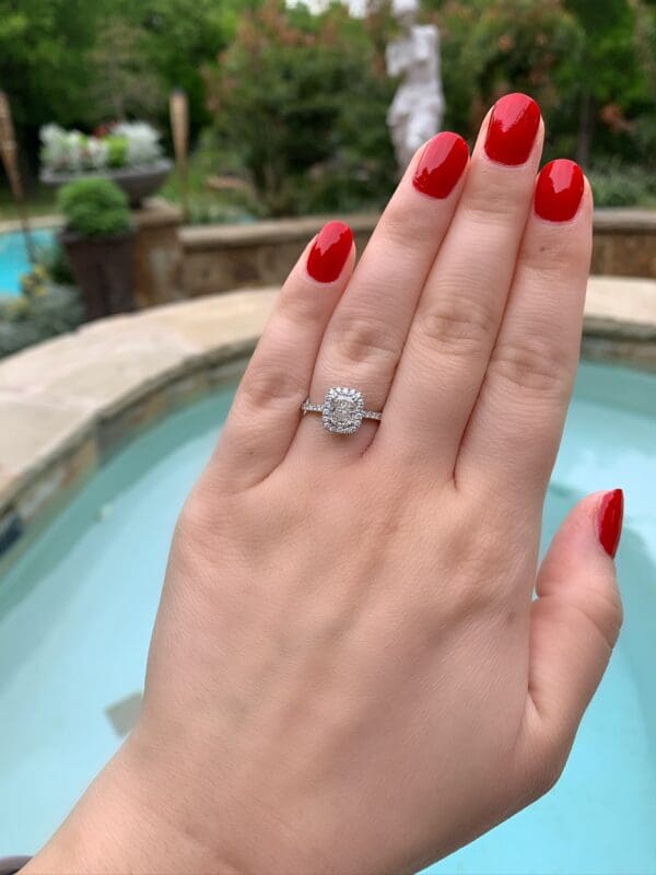 MK 14 Karat White Gold Engagement Ring - Radiant Cut